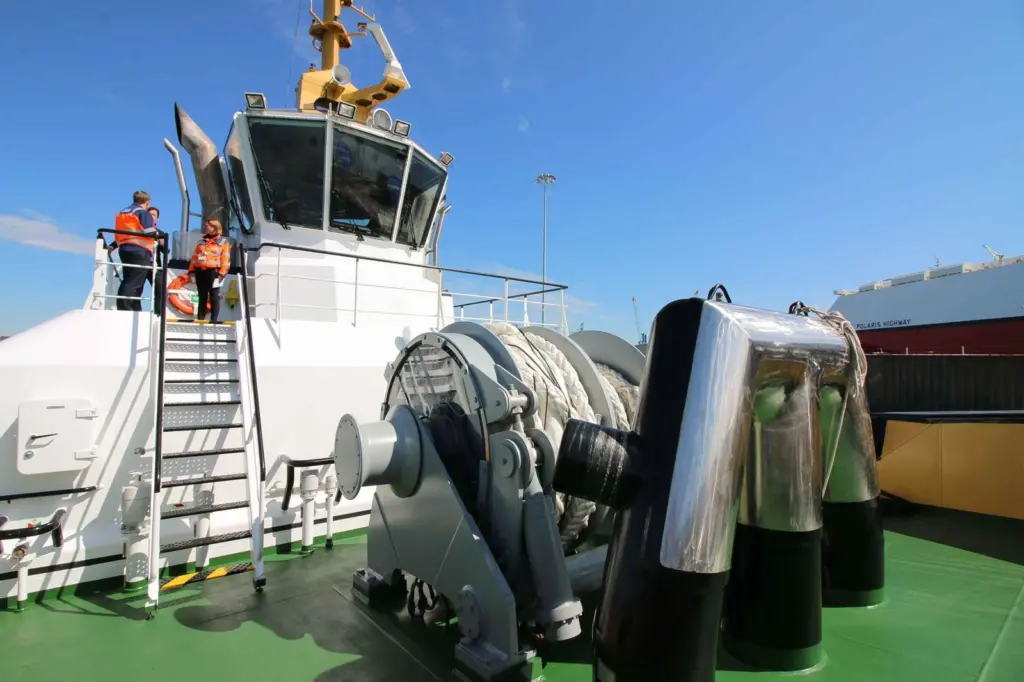 A standard DMC winch and substantial staple is fitted forward (Peter Barker)