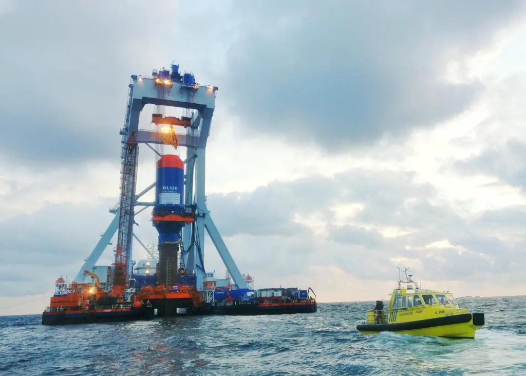 The BLUE Hammer is designed to reduce underwater noise levels by up to 20 dB (SEL) and reduce fatigue damage during installation by up to 90% Photo: The Carbon Trust