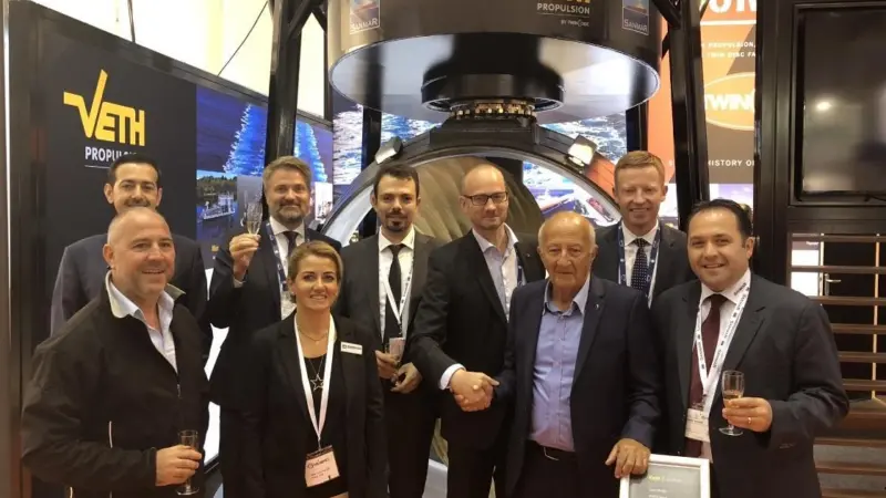 For this occasion the complete thruster was displayed on the Veth booth.