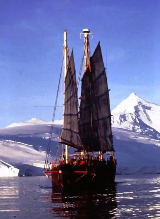 'Heraclitus' in Antarctica