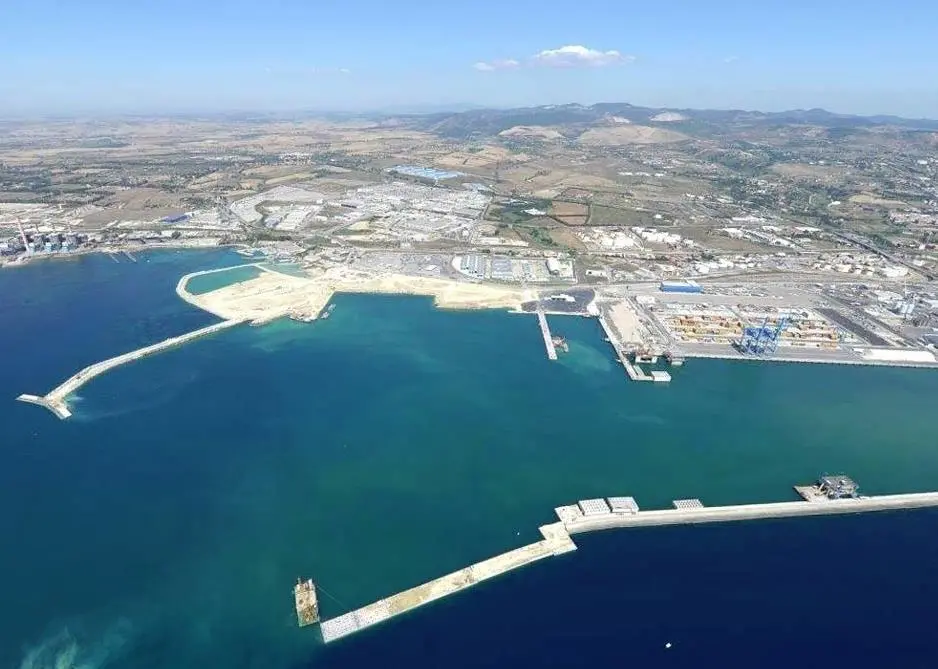 This financing package will allow the port authorities at Civitavecchia to complete work already started