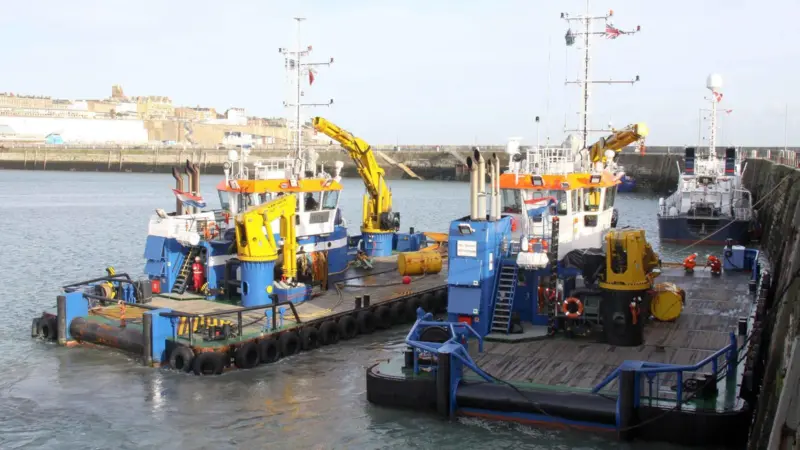 'Multicat' type workboat crews require increasingly specialist skills (Peter Barker)