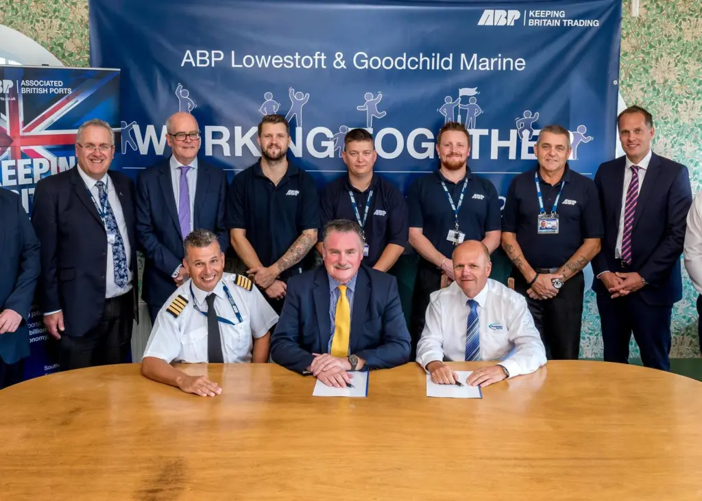 ORC pilot boat contract signing