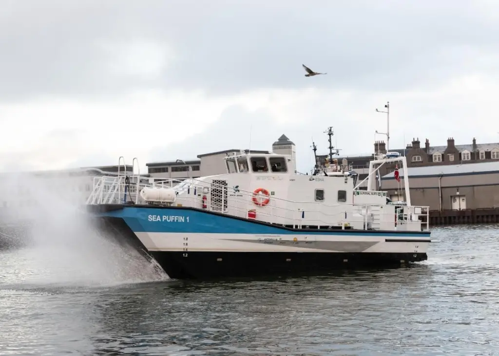 Air cushion access vessel demonstration