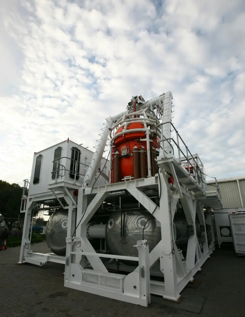 SAT diving system
