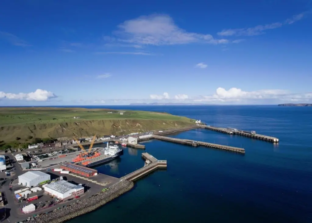 The works required include partial demolition of the existing pier and its reconstruction with marine piling and infilling with dredged and imported filling