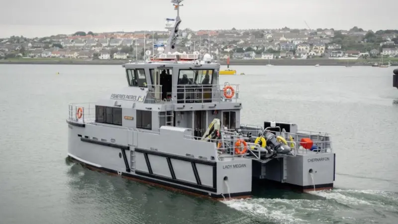 Lady Megan is powered by a pair of Caterpillar C18 main engines, each producing 651kW @ 2200 rpm