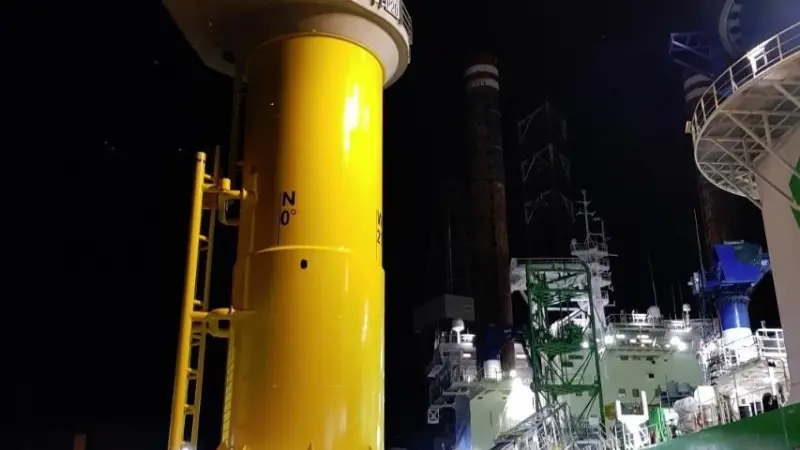 ALE discharging the final TP onto the installation vessel, UK