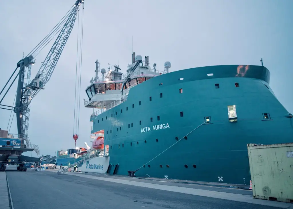 Offshore service activity in Emden is set to rise (Photo: epas)