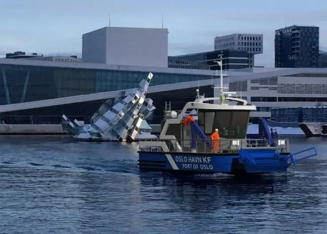 The zero emission boat is 12 metres long and 7.5 metres wide and is built in aluminum