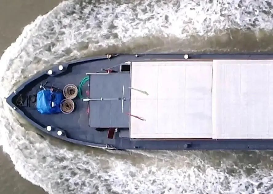 Autonomous vessel