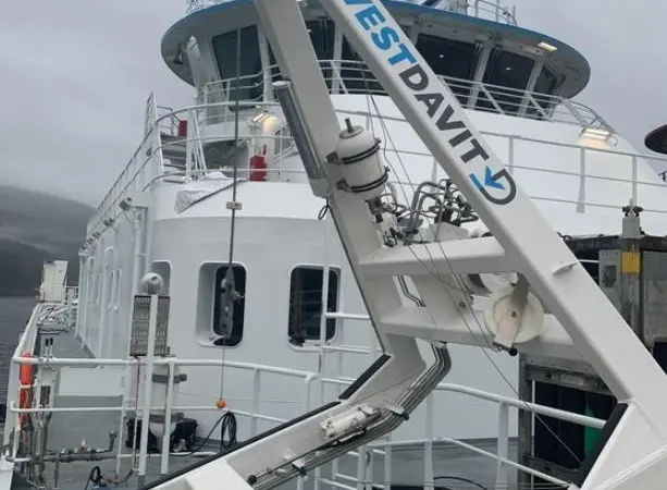 PL-1500 davits for energy-efficient all-electric ferries