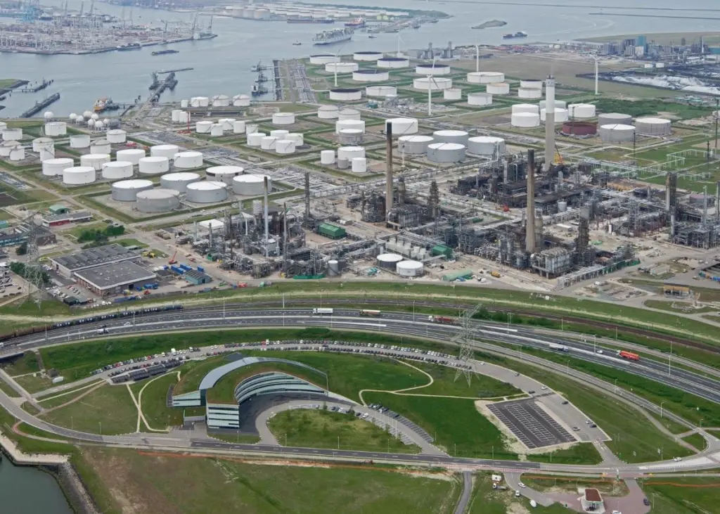 BP's Rotterdam refinery