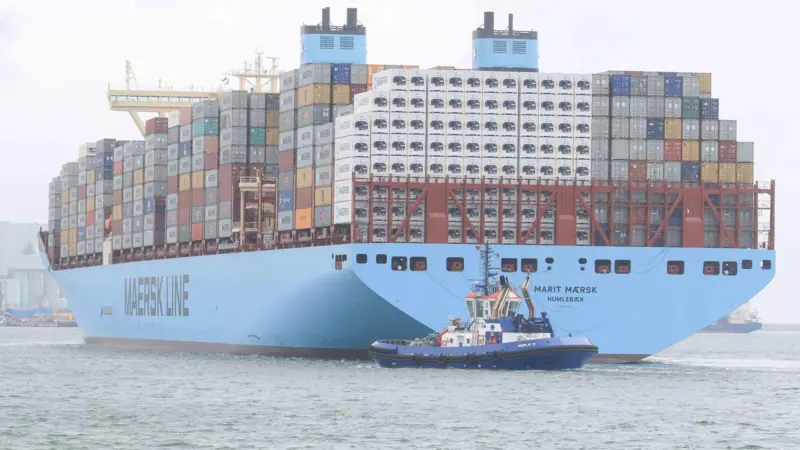 Shiphandling tugs face increasing pressure on rates from carrier consolidation (Peter Barker)