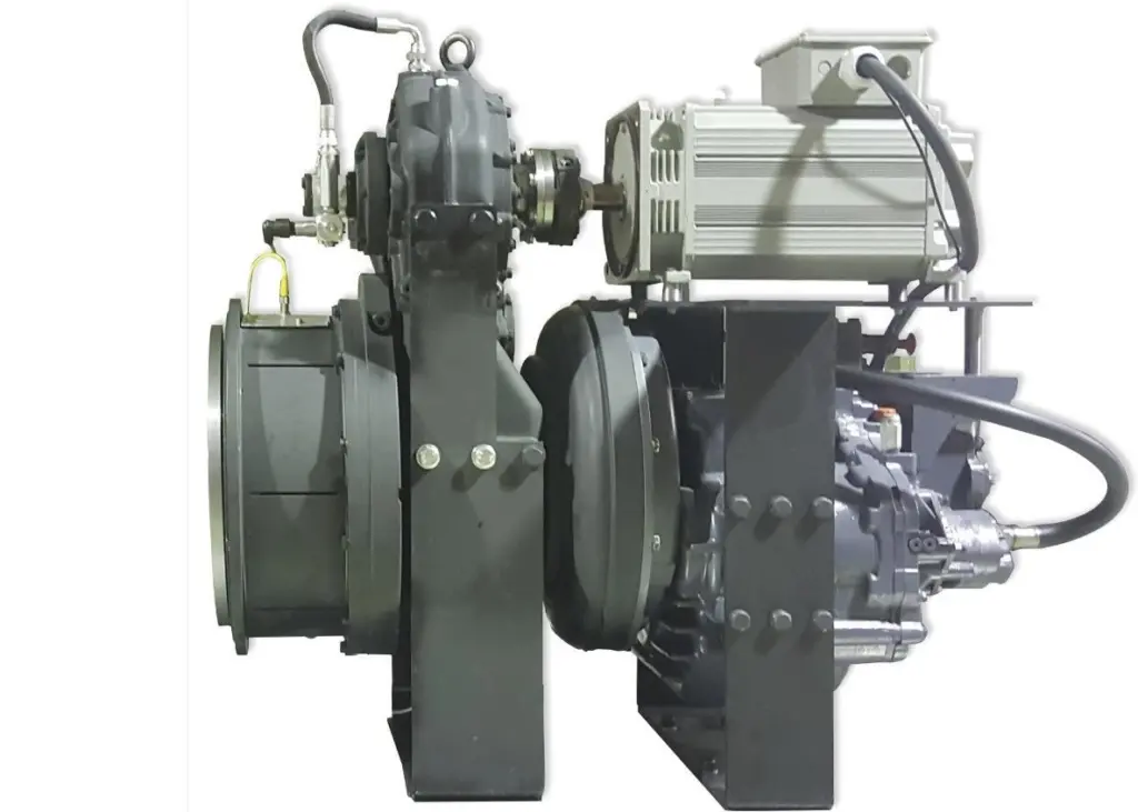 The main drive unit can be mounted either vertically or horizontally enabling the system to fit most new and existing engine compartments