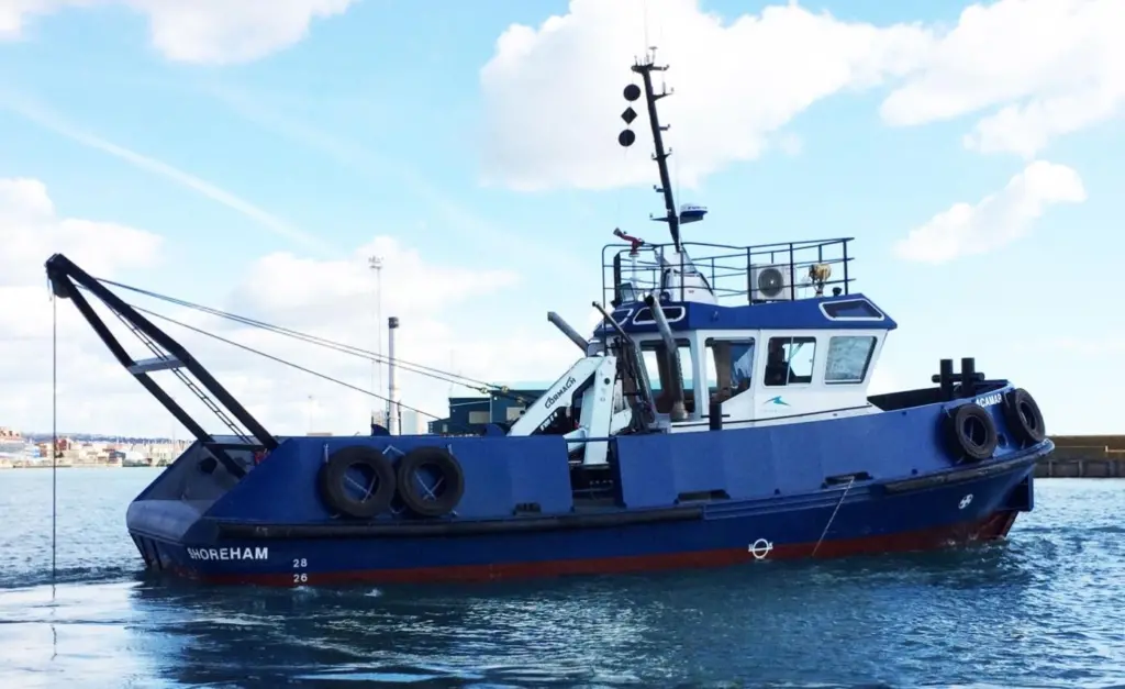 Acamar is a new a new 16 metre tug boat that was delivered to Shoreham last year