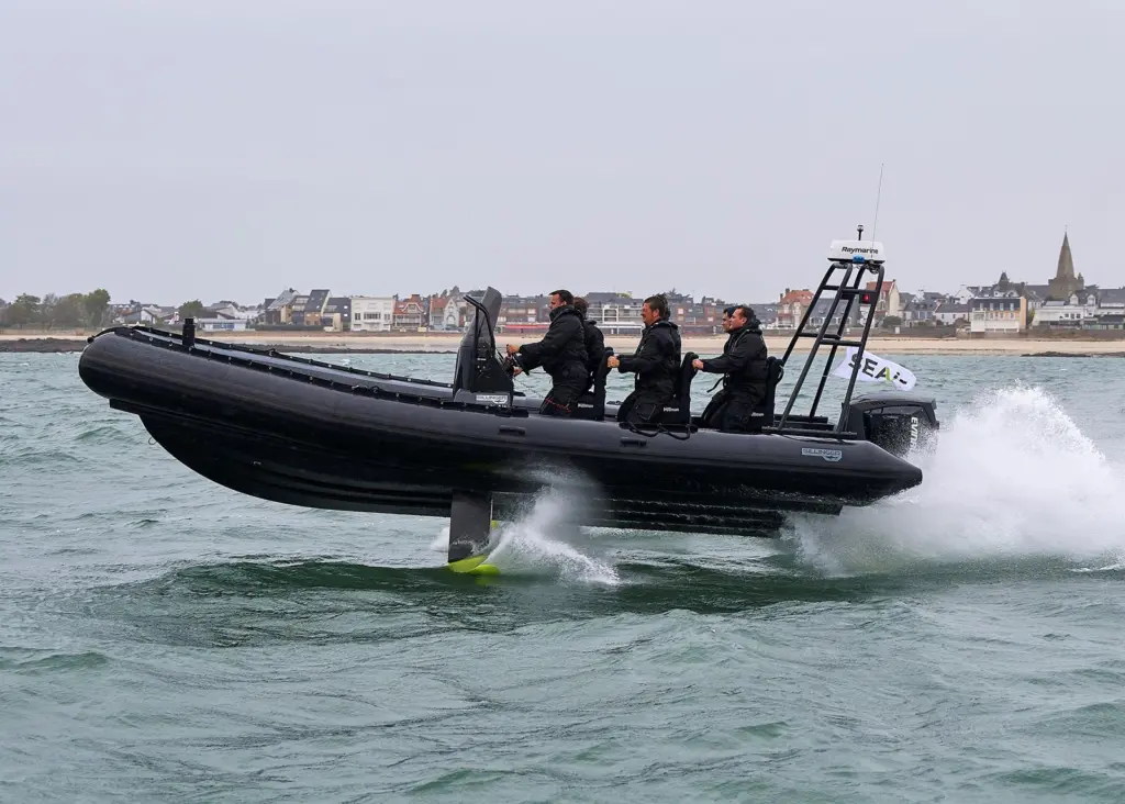 SEAir foiling system