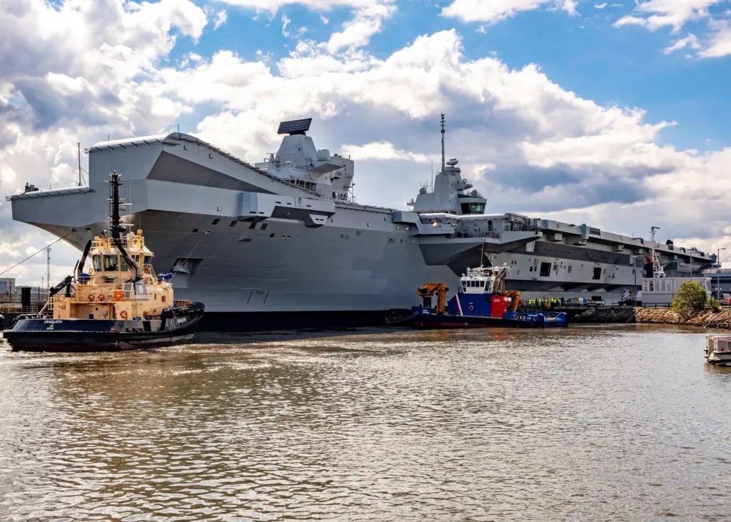 'HMS Queen Elizabeth'
