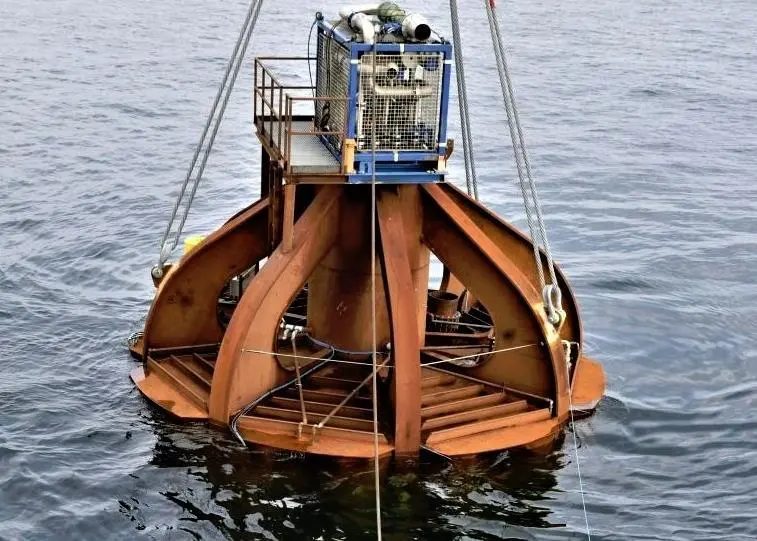 Universal Foundation kicks off suction bucket trials