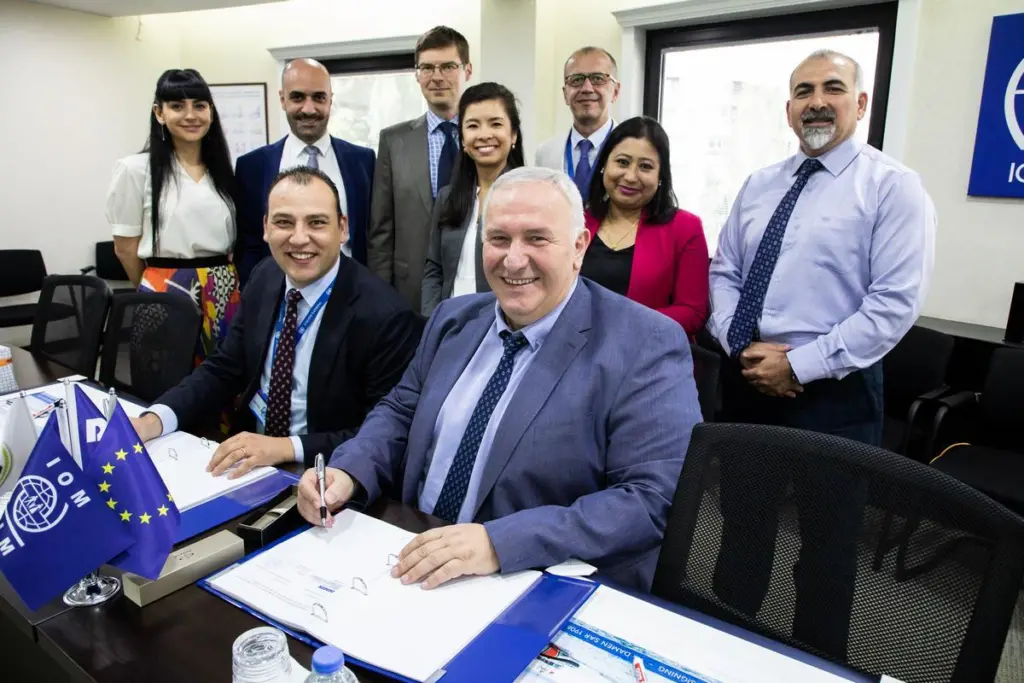 00_55171_Damen-signs-Phase-II-contract-with-the-IOM-2_lowres