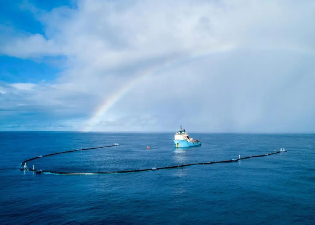 The Ocean Cleanup technology
