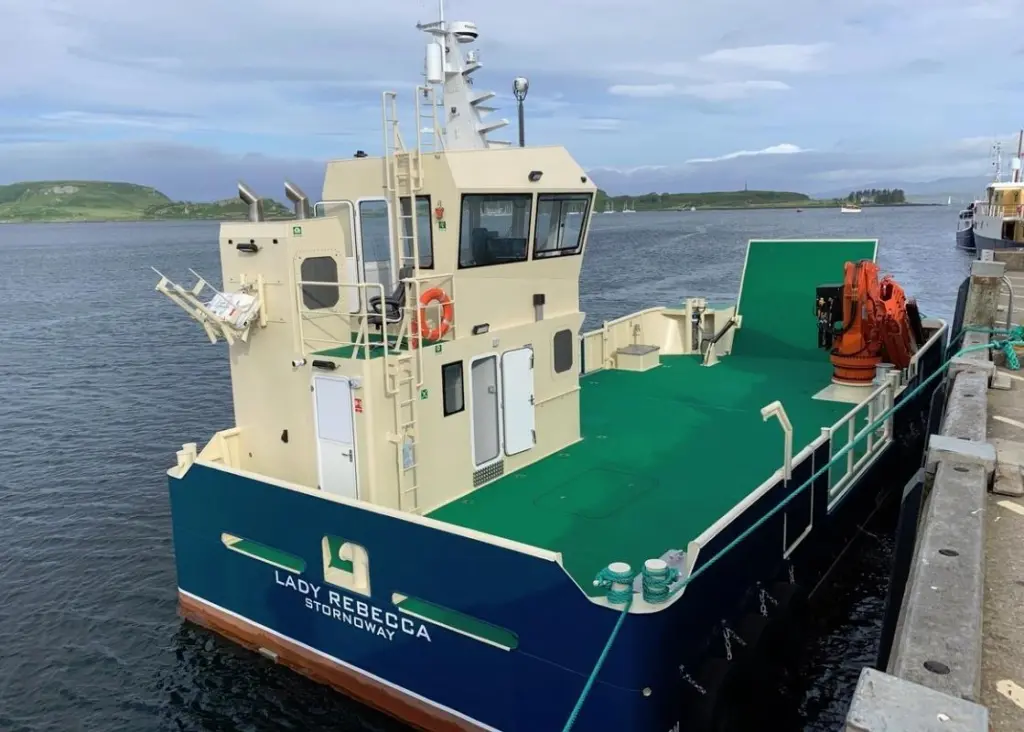 The LUV 1608 hull can also be built at 19 metres in length to provide additional deck capacity