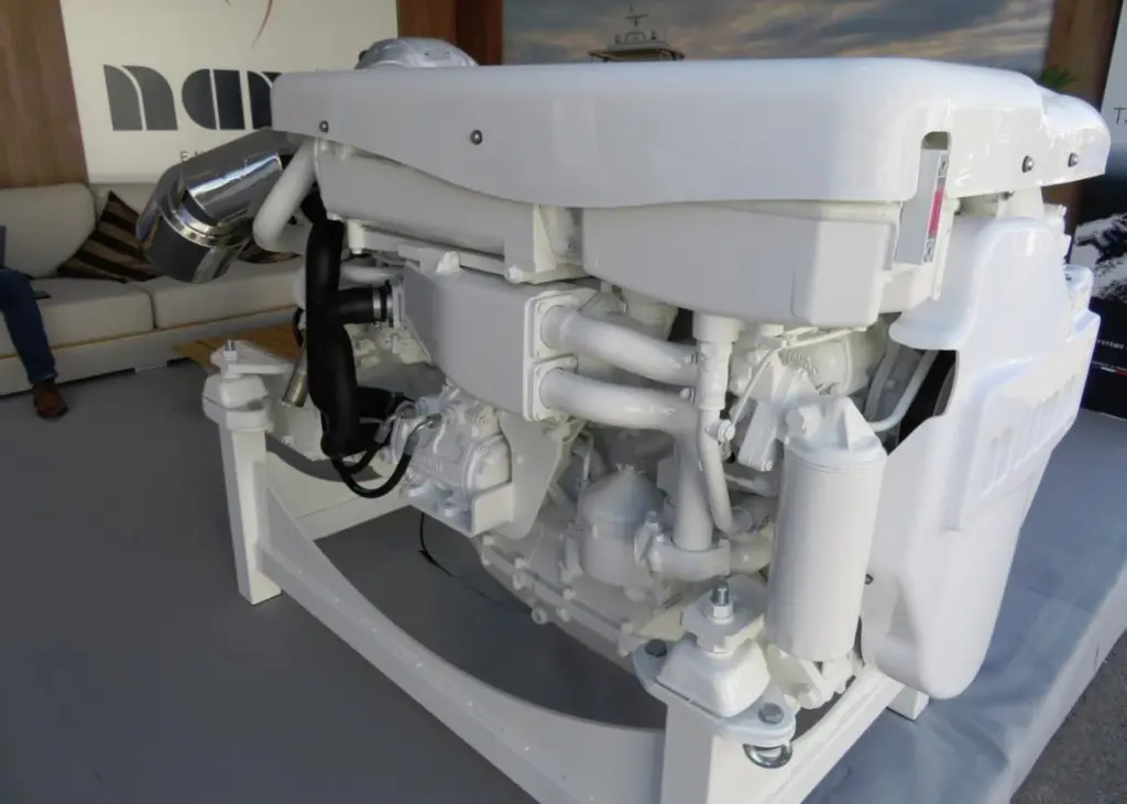 All of the N13 engines are based on the Scania 6 cylinder in line engine