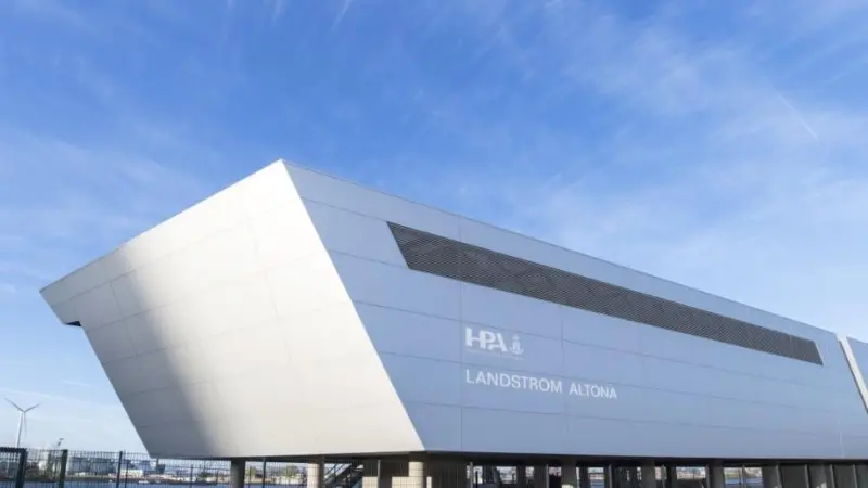 Altona Cruise Terminal already has a shore based power supply