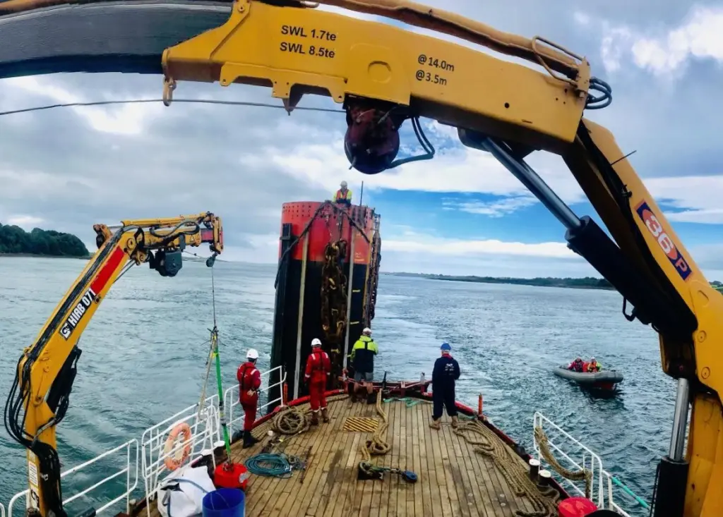 Detailed planning was essential throughout as Strangford Lough is known for one of the strongest tidal races in the UK