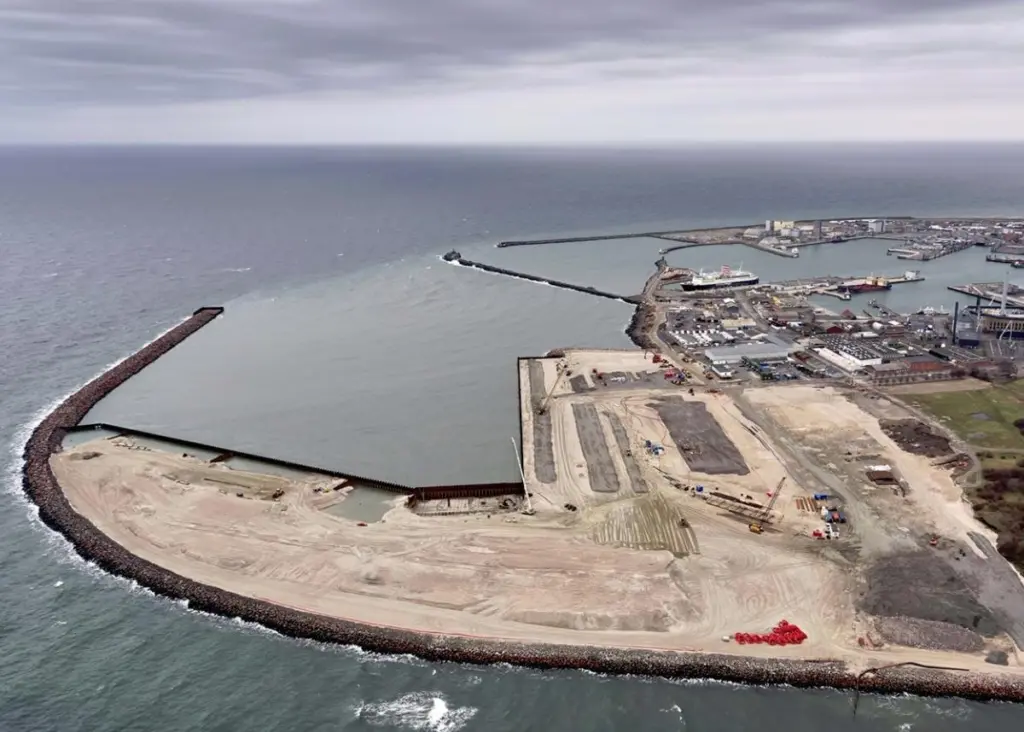 Rønne is now well placed to handle components for many of the new wind farm developments in the Baltic Sea