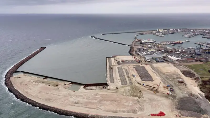 Rønne is now well placed to handle components for many of the new wind farm developments in the Baltic Sea