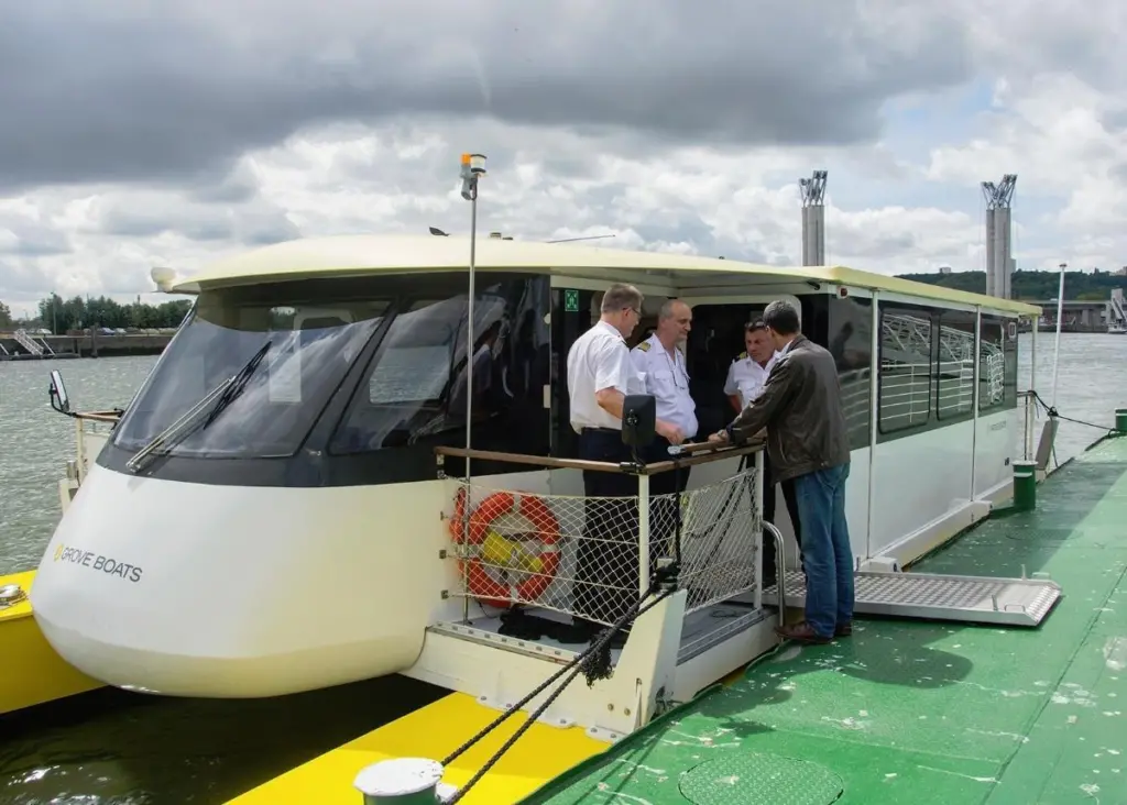 The 'Felix de Azara' is powered by a pair of 8kW electric motors