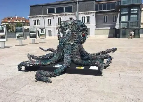 "Polvo Incognito"