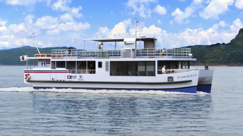 Hydrogen ferry
