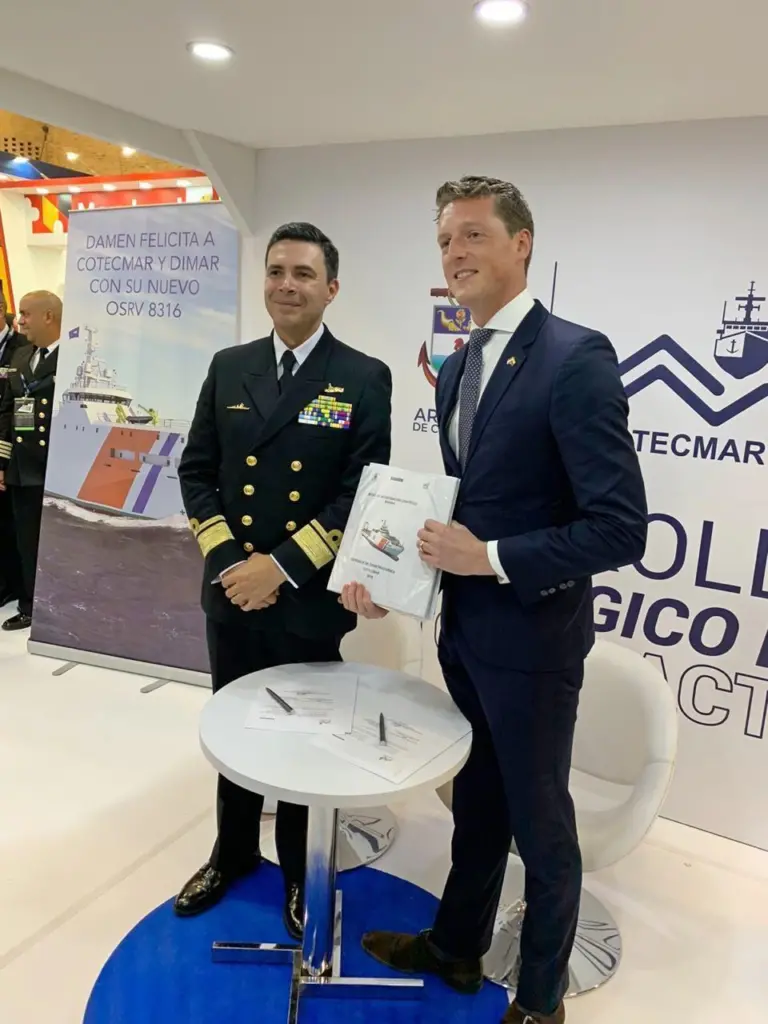 00_55924_Contract-signing-Damen-and-Cotecmar