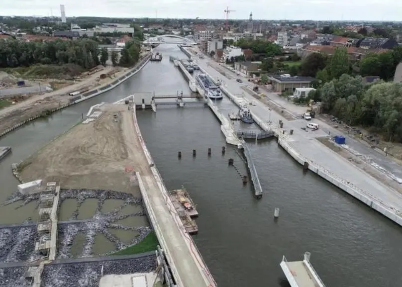 These infrastructure works in Harelbeke are part of the overall Seine-Scheldt project