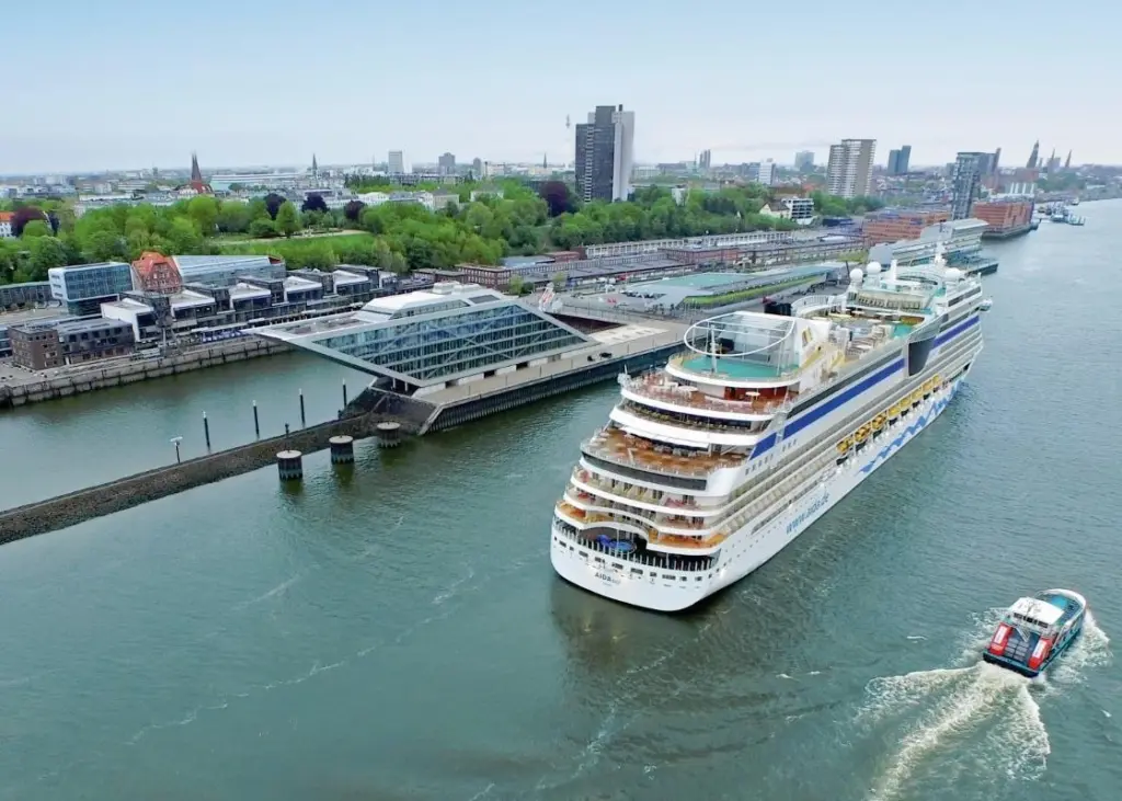The Hamburg installation is the first European onshore power supply system of its type