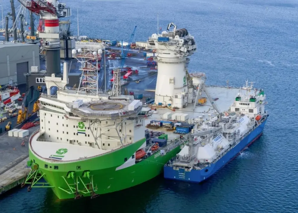 'Orion' is currently at the Liebherr construction yard in the Port of Rostock
