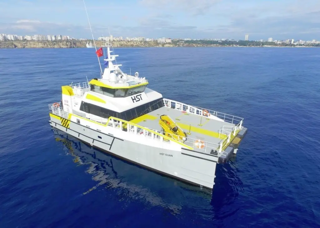 The 'HST Euan' replicates the features and layout of her sister ships
