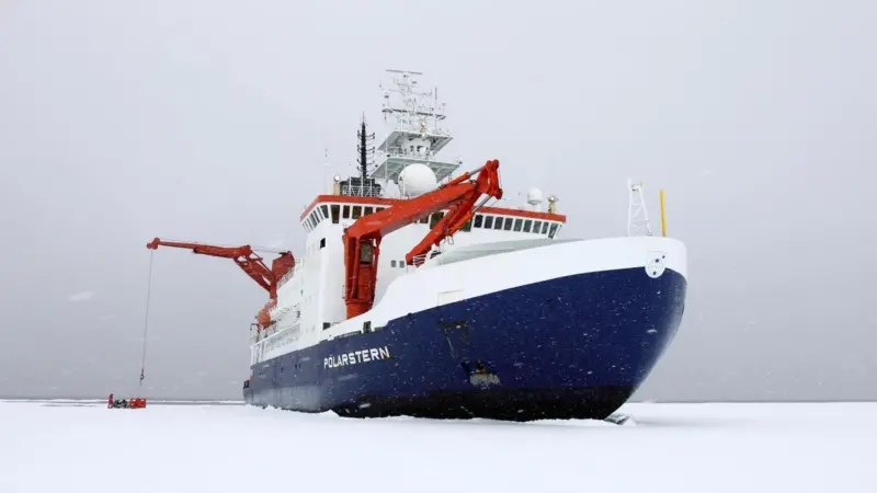 'Polarstern II' delay means longer service for the old 'Polarstern', pictured here