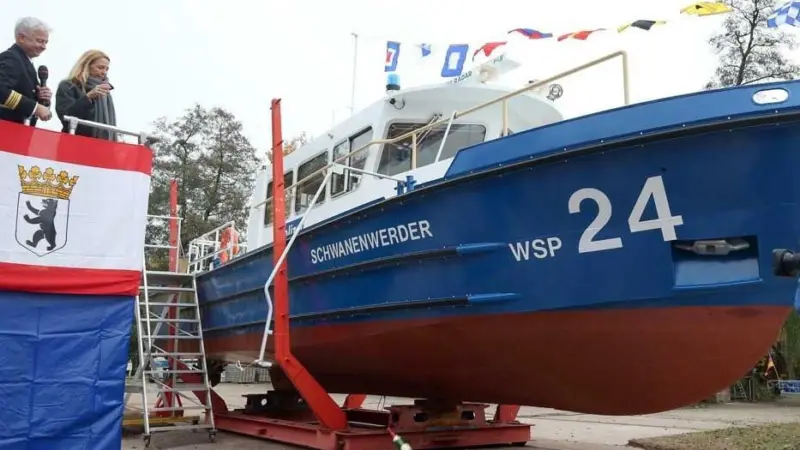 New Berlin police boat is small but versatile