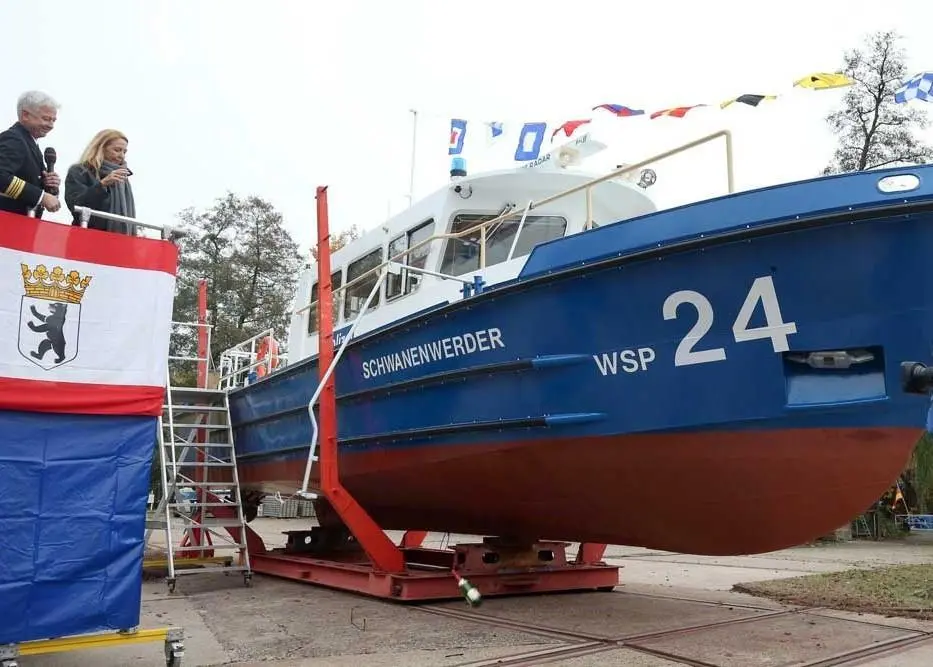 New Berlin police boat is small but versatile