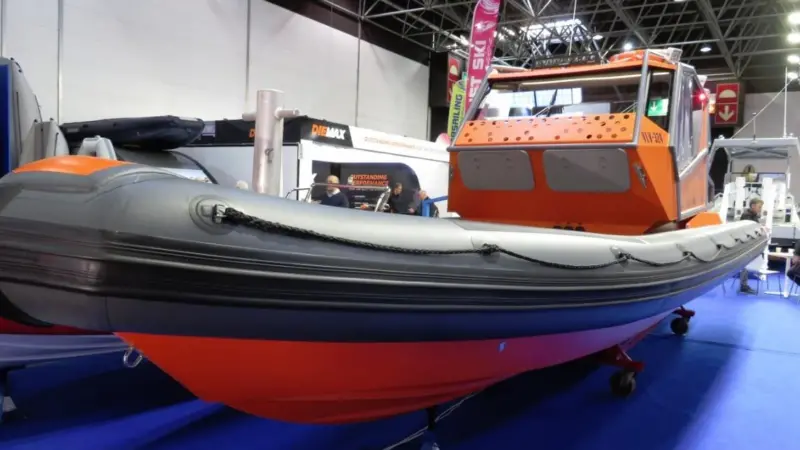 The 9.2 metre long LarsenB RIB 920 SAR
