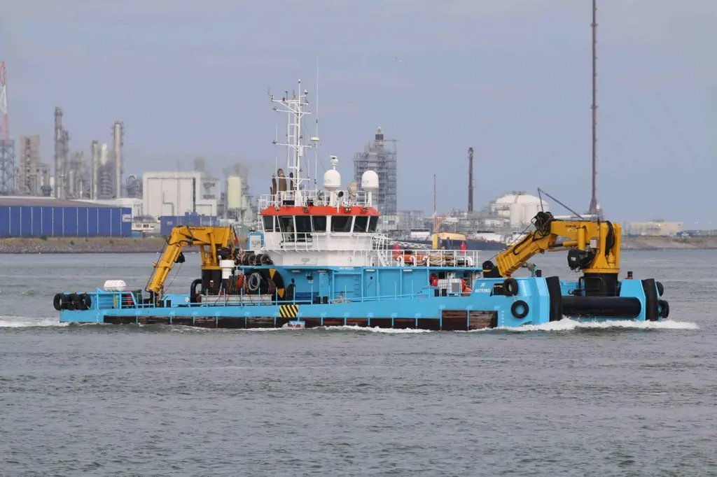 Jifmar's fleet includes the recently lengthened 'Jif Artemis' (Peter Barker)