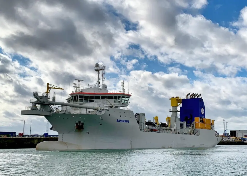 00_56269_MJAPR20Dredging-JDN