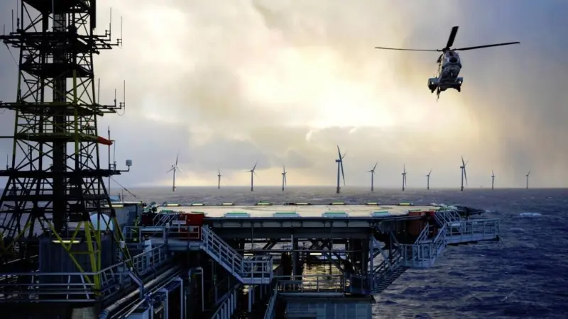 Hywind Tampen floating windfarm is a project to offset the high carbon cost of extracting fossil fuels from the seabed