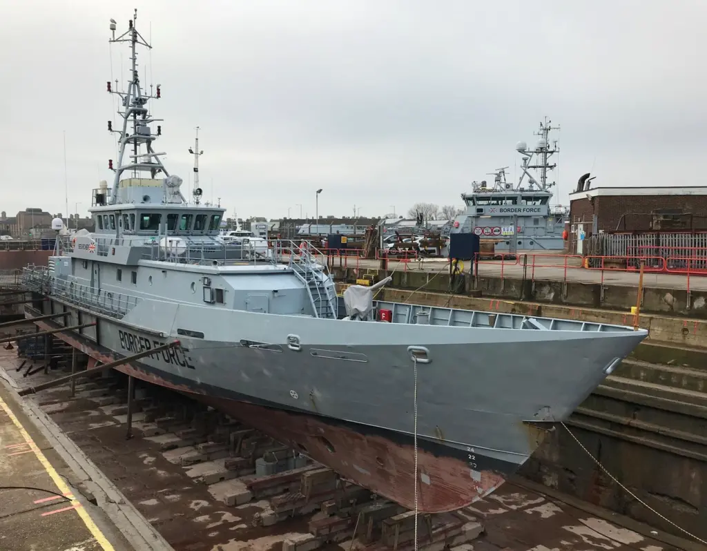 00_56342_SMS-UK-Border-Force-Lowestoft