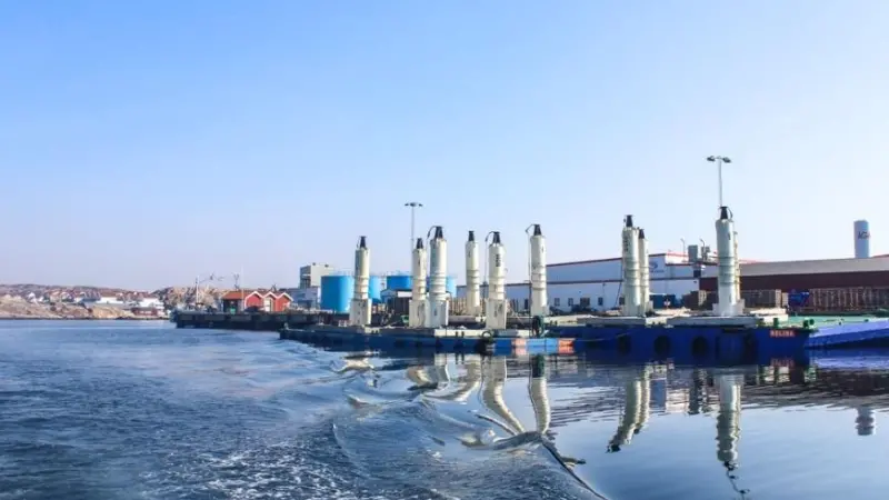 Seabased built the world’s first grid-connected multi-generator wave park with 36 generators in Sotenäs, Sweden