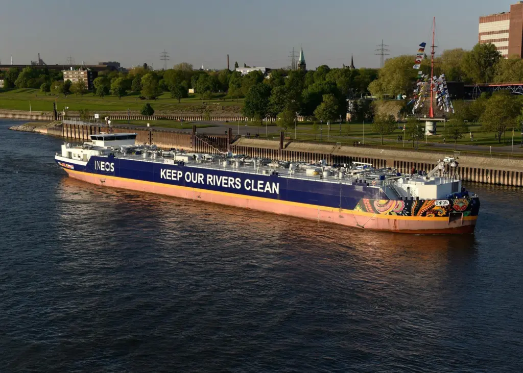 gas barge
