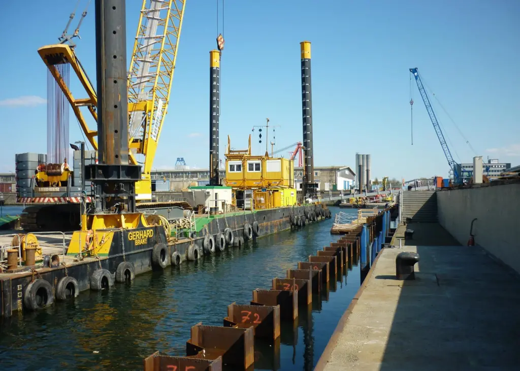Rostock Berth 50 new quay wall construction